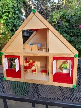 Toy Dolls House