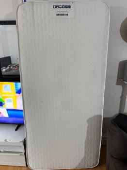 Single mattress